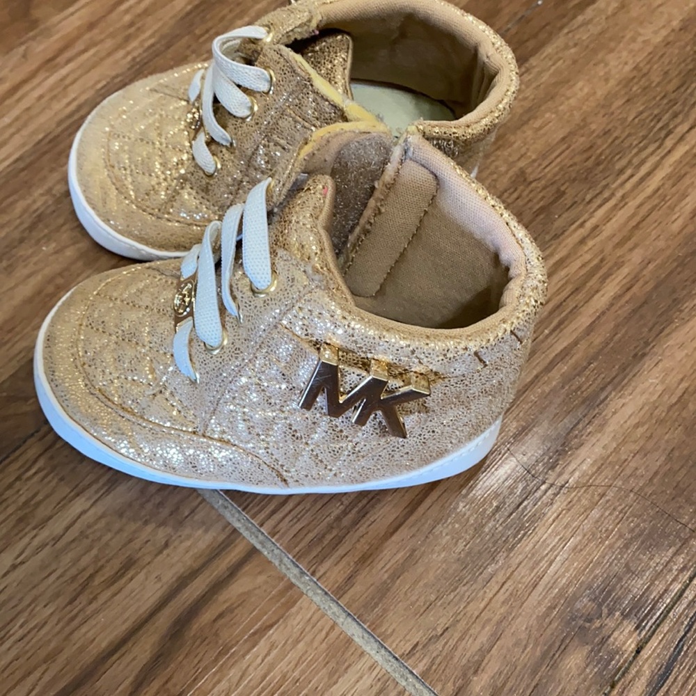Michael kors baby shoe size 3 in gold